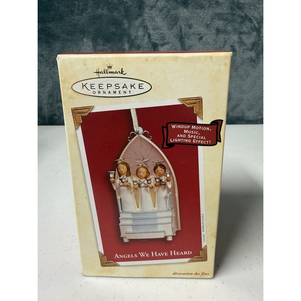 2003 Hallmark Angels We Have Heard Ornament With Wind Up Motion, Music & Lightin